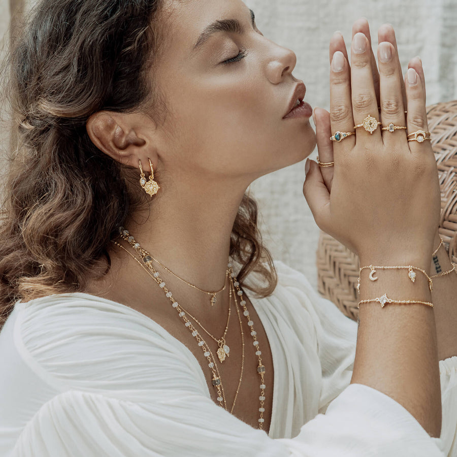 Healing Gemstones for Chakra Balancing: Enhancing Mind, Body, and Spirit