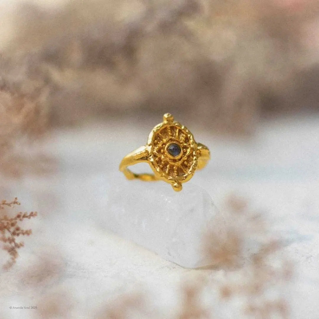 Here to be • Ring Ananda Soul