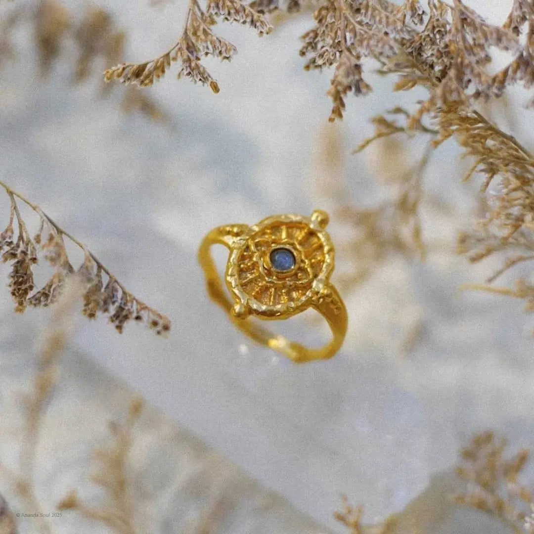 Here to be • Ring Ananda Soul