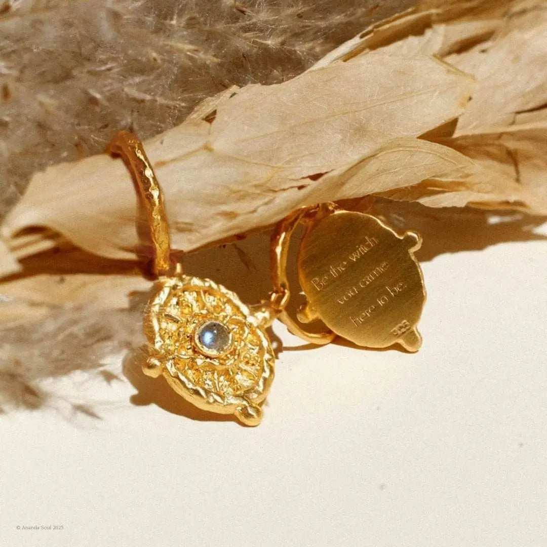 Here to be • Earrings Ananda Soul