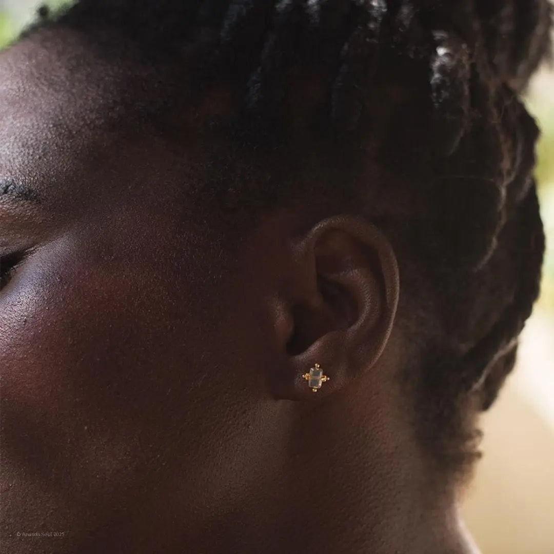 Ever Evolving • Stud Earrings Ananda Soul