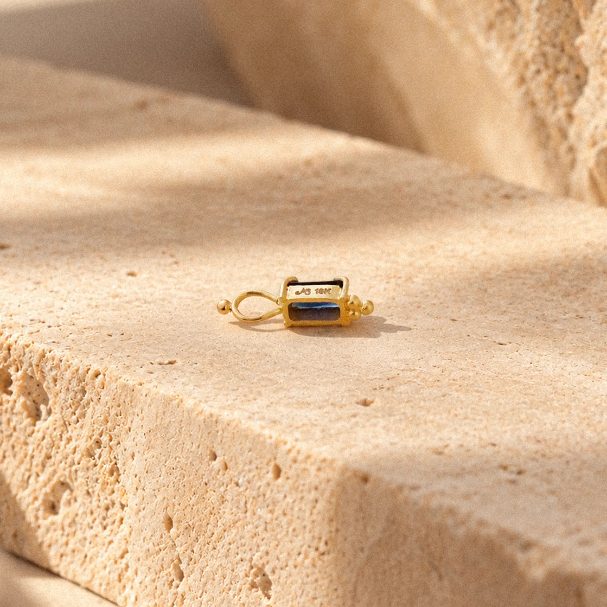 Fair Trade Blue Sapphire Solid Gold Pendant • 18kt