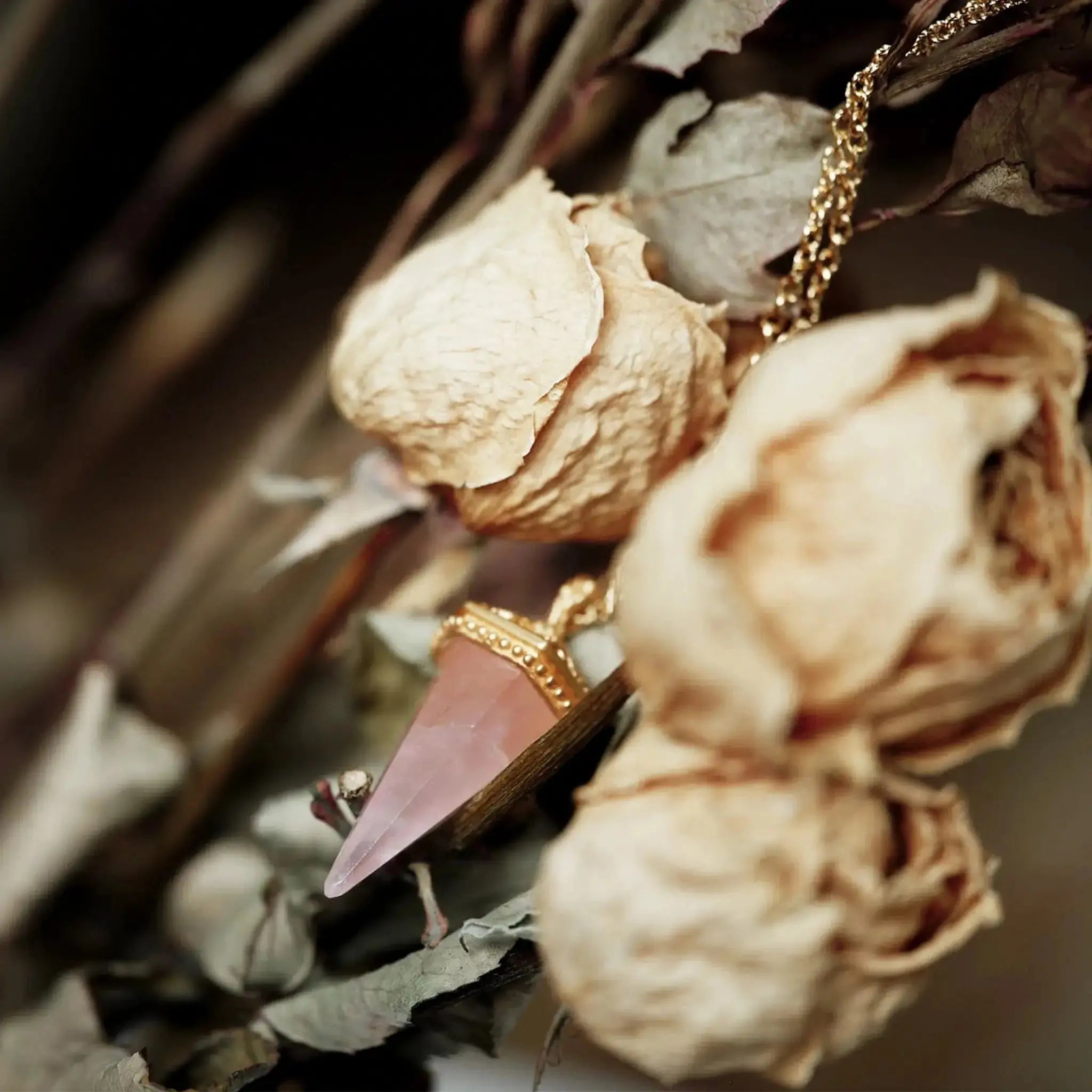 The Gentle Oracle • Pendulum Necklace Ananda Soul