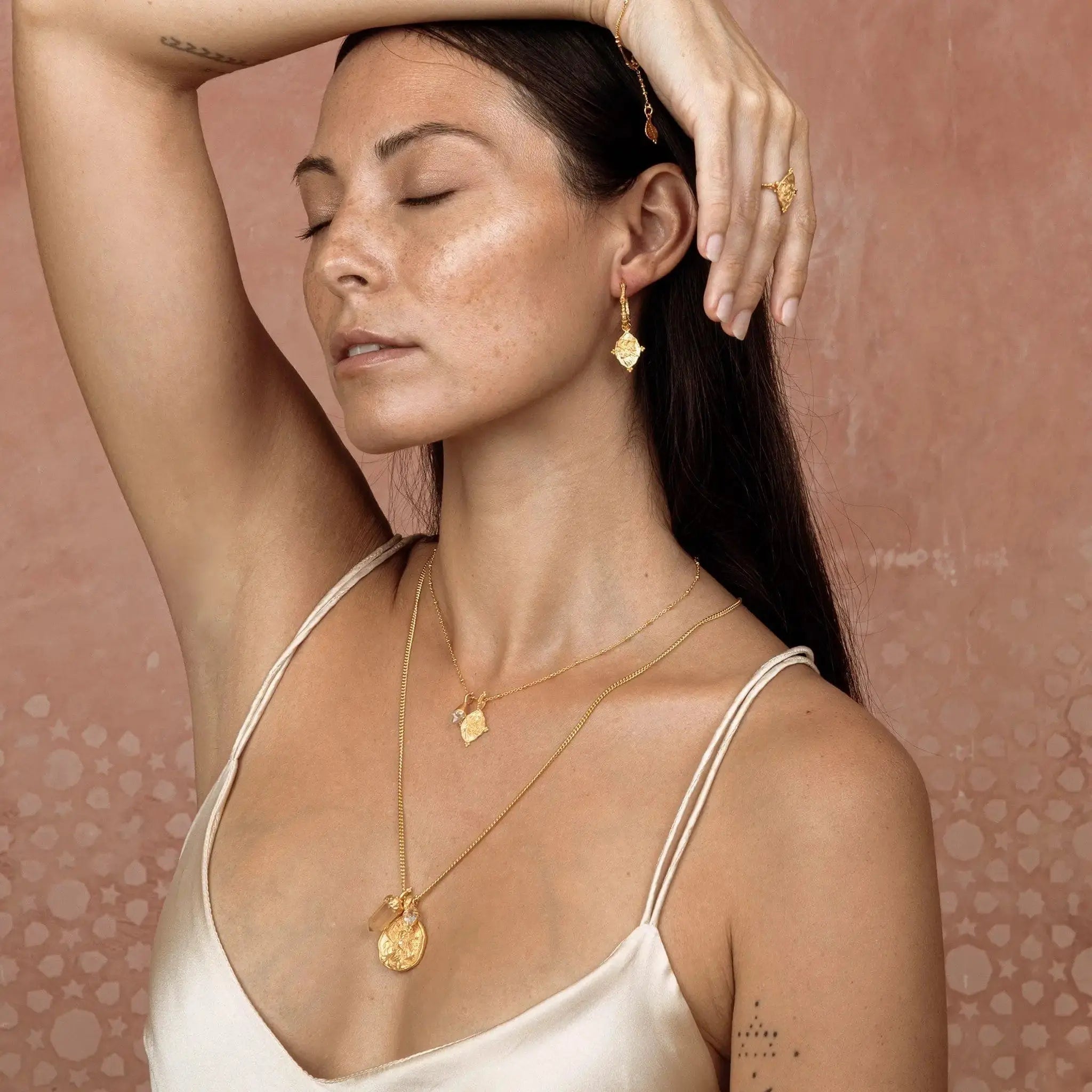 Hold Me With Care • Necklace Ananda Soul