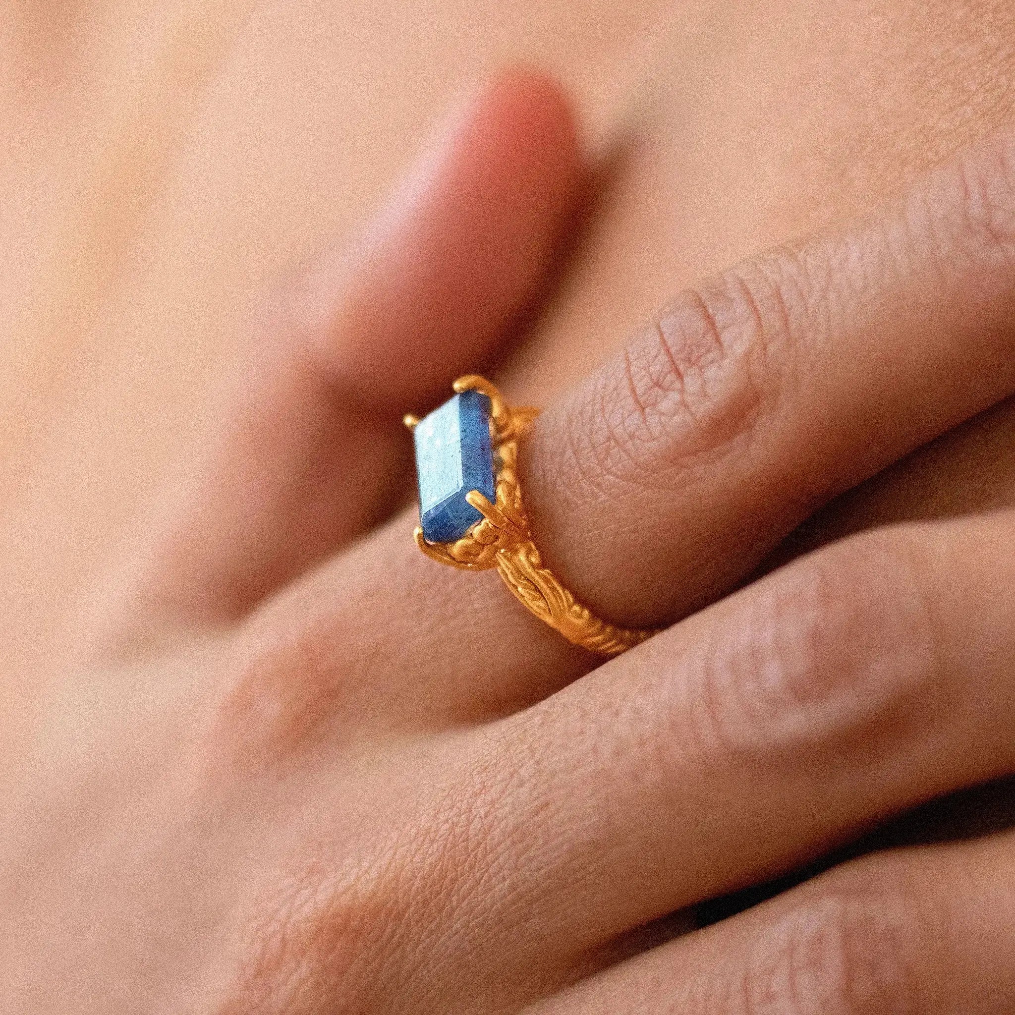 In Time • Ring (Large Kyanite) Ananda Soul