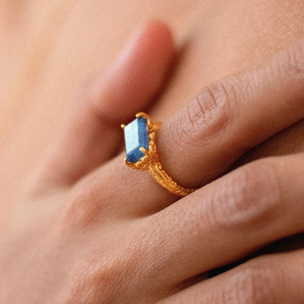 In Time • Ring (Large Kyanite) Ananda Soul