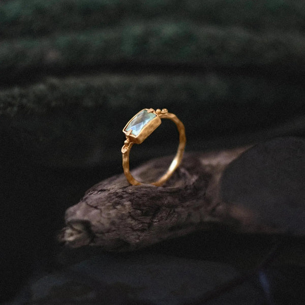 Resting Heart • Ring Ananda Soul