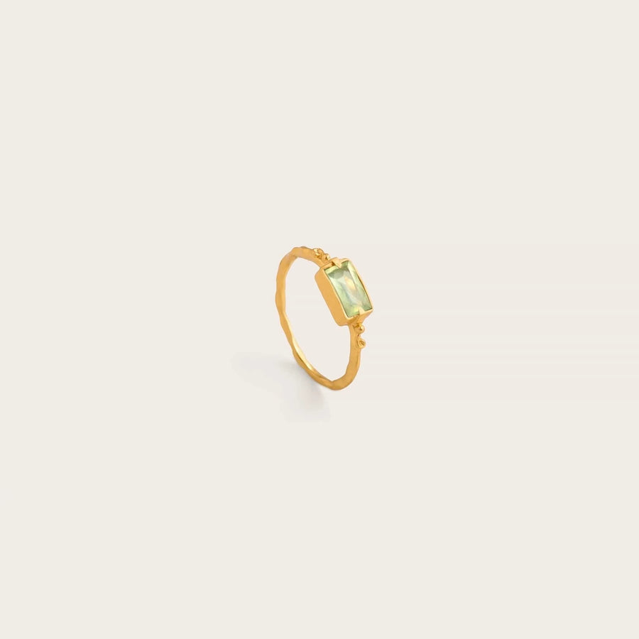 Resting Heart • Ring