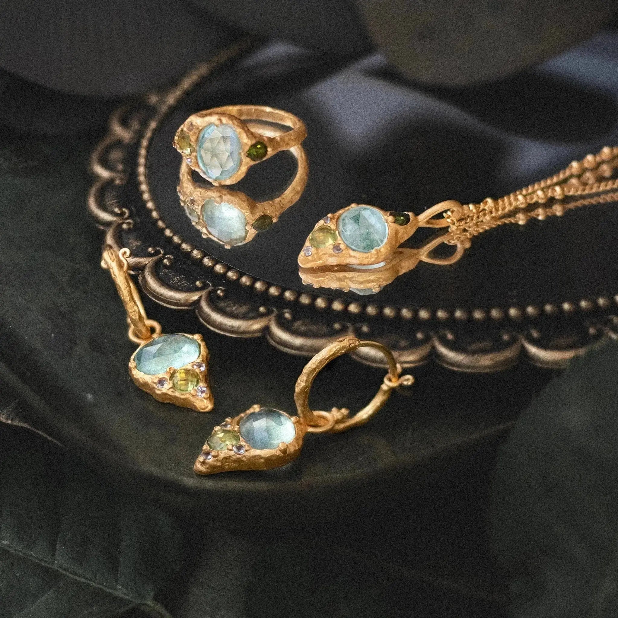 Wild Treasures • Hoop Earrings Ananda Soul