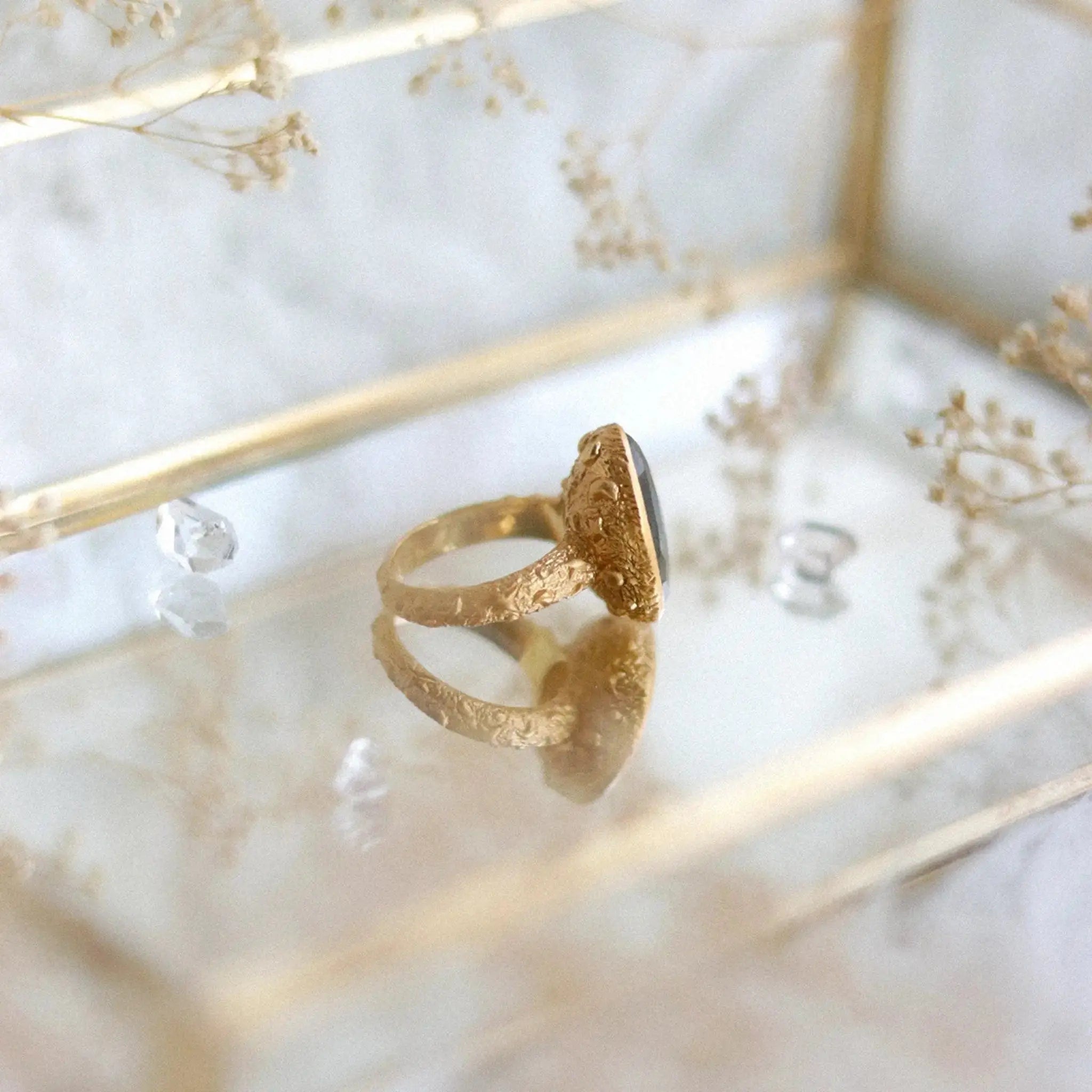 From Darkness to Light Ring • Labradorite Ananda Soul