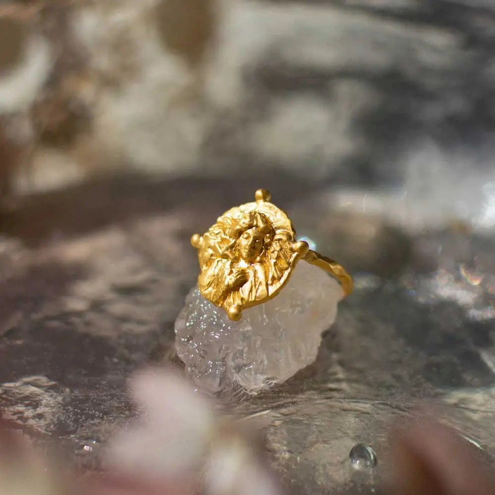 Live by the truth ring