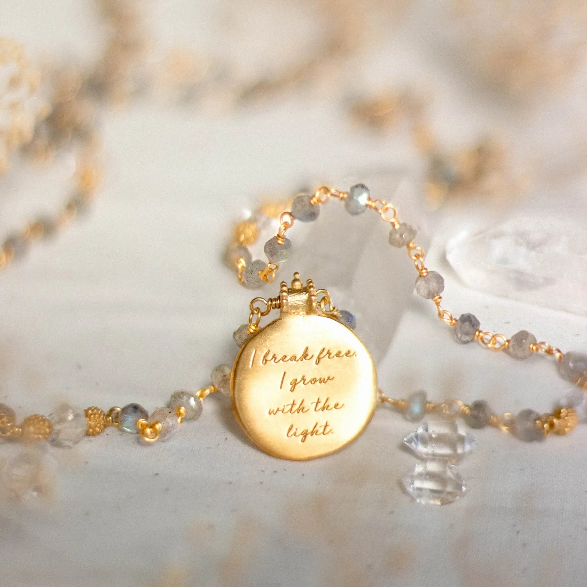 I Grow With The Light • Mala Ananda Soul