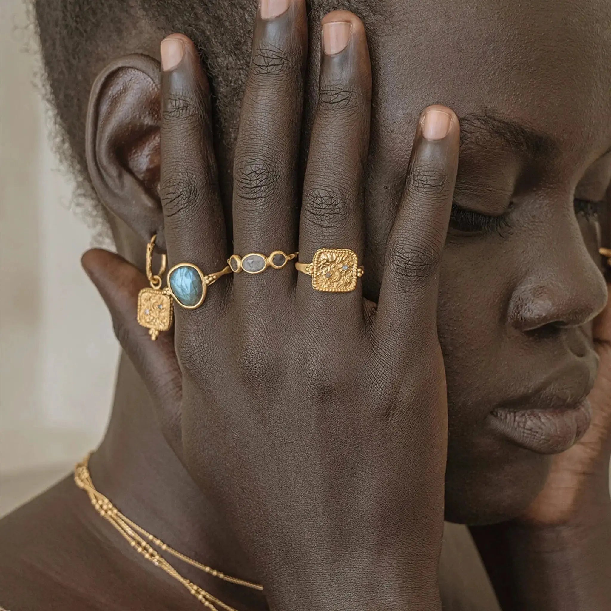 Dance With Your Light • Ring Ananda Soul