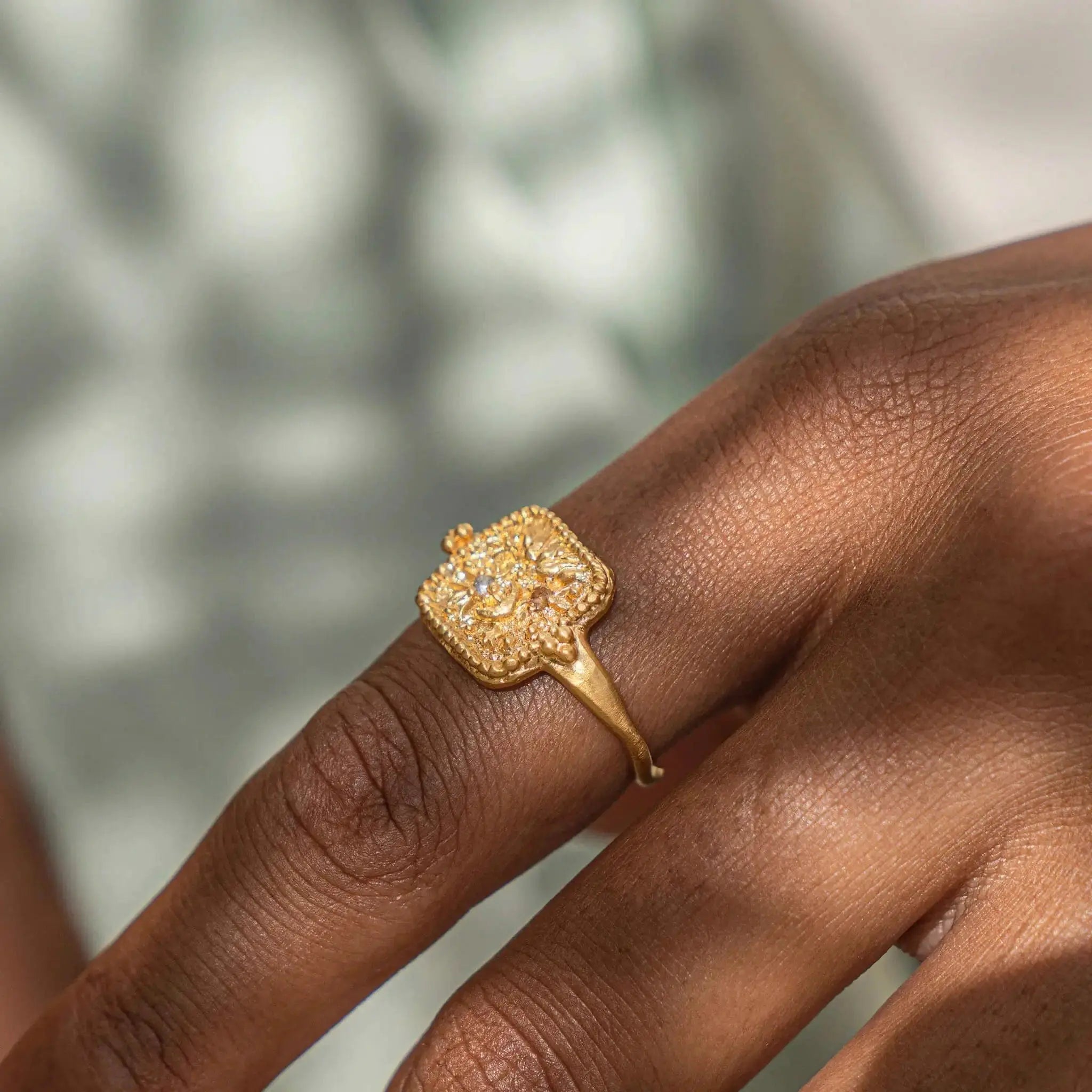 The Universe Has My Back • Ring Ananda Soul