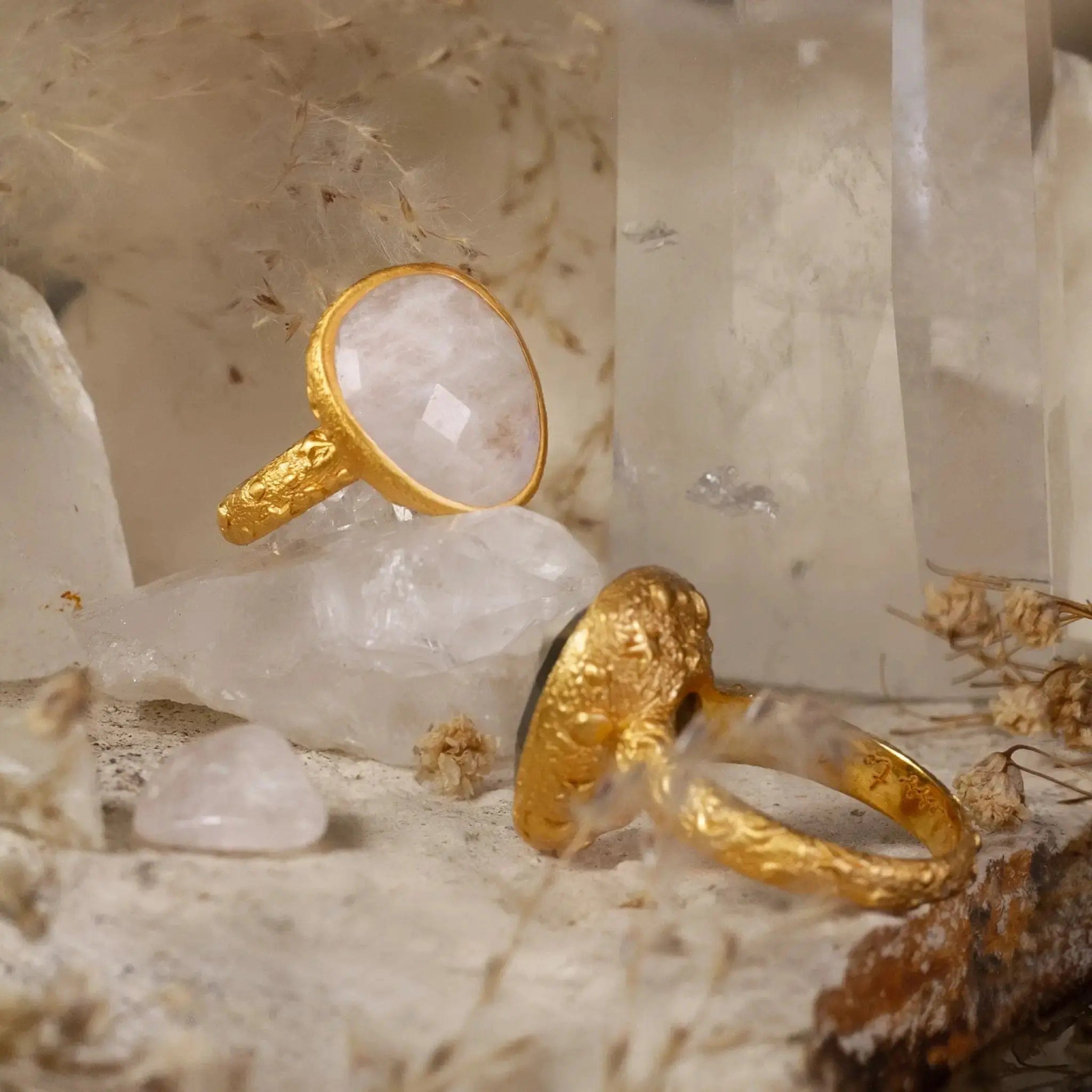 From Darkness to Light Labradorite & Moonstone • Ring Ananda Soul